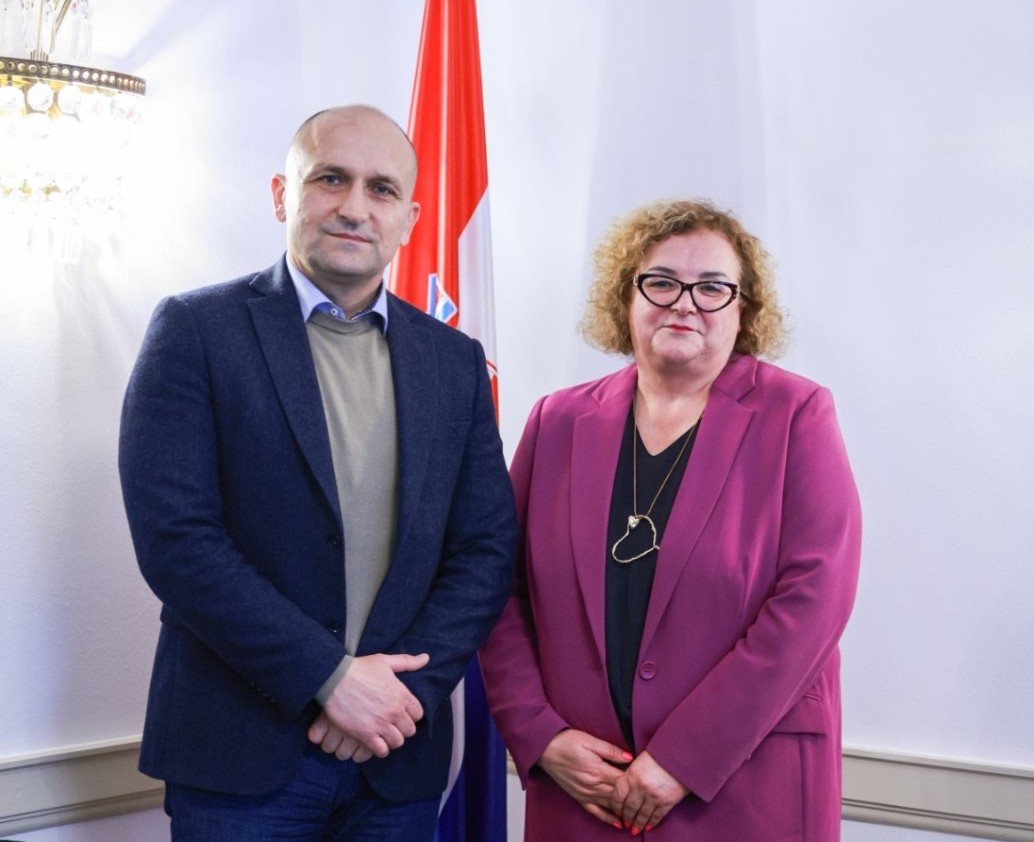 Ministrica Andrić na radnom sastanku s potpredsjednikom Vlade i ministrom obrane RH Ivanom Anušićem