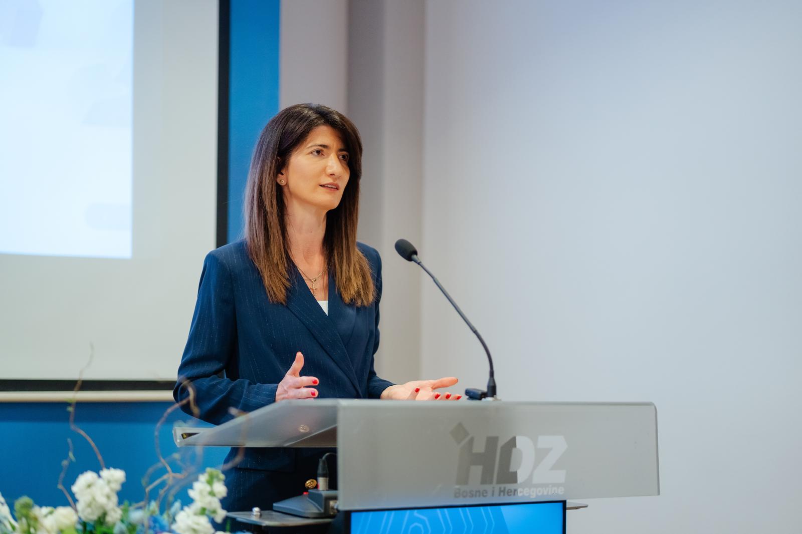 HDZ BiH jednoglasno: Darijana Filipović kandidatkinja za hrvatskog člana Predsjedništva BiH