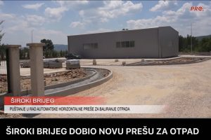 ŠIROKI BRIJEG DOBIO NOVU PREŠU ZA OTPAD
